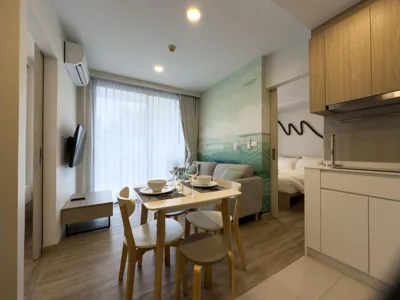 テラス付きファミリールーム — Skypark Laguna Rooftop Pool Apartment near Bang Tao Beach